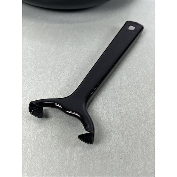 Vintage Caravelle Sizzling Servers Nesting Pans Set of 3 With Attach-On Handle - Picture 9 of 14